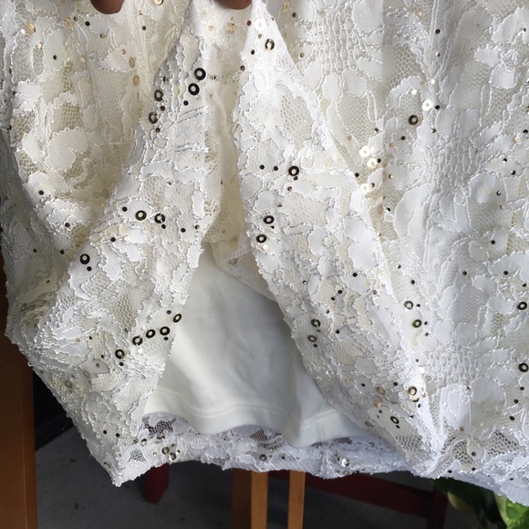 Embellished cream dress - Picture 4 of 5